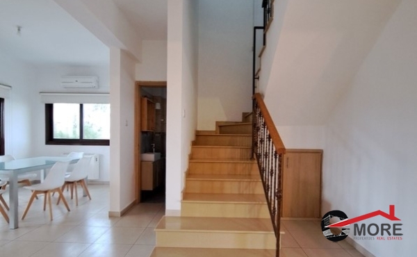 32986fe85d1b81811a10637820ee7423