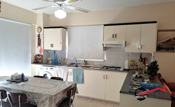 04b61247-36f5-49ee-bfaf-3f0cdc0e0854