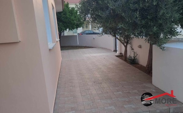 5d0466c1-4249-4699-ac6e-4f8d8e121bcc