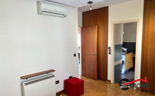 97eee904-c9f5-46de-9a19-c1b38020e08d